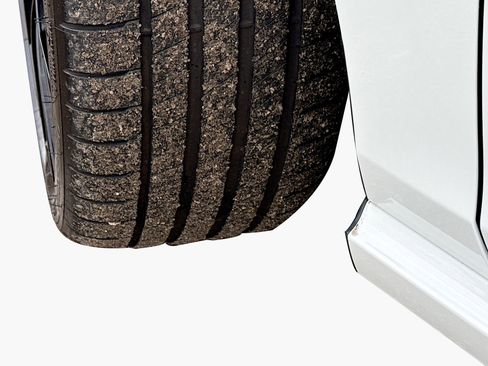 Used 2025 Volkswagen Golf R Black Edition w/ Euro Stye Package image 42