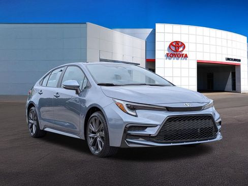 Used 2026 Toyota Corolla SE w/ SE Package FWD image 7