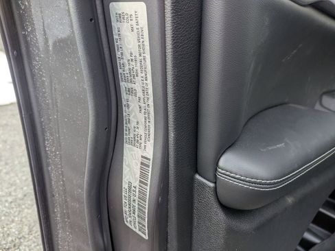 New 2025 Jeep Grand Cherokee L Limited image 32