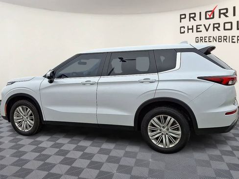 Used 2024 Mitsubishi Outlander ES image 6