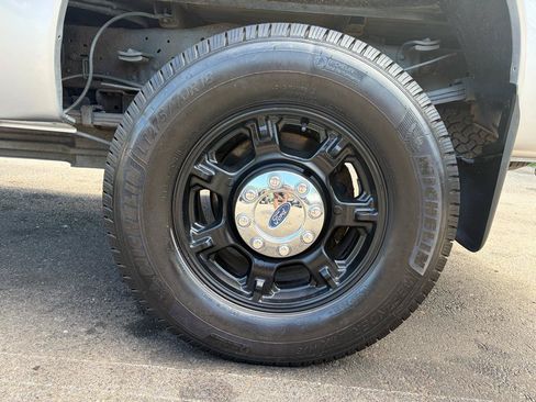 Used 2016 Ford F350 XL w/ Power Equipment Group AWD/4WD image 17