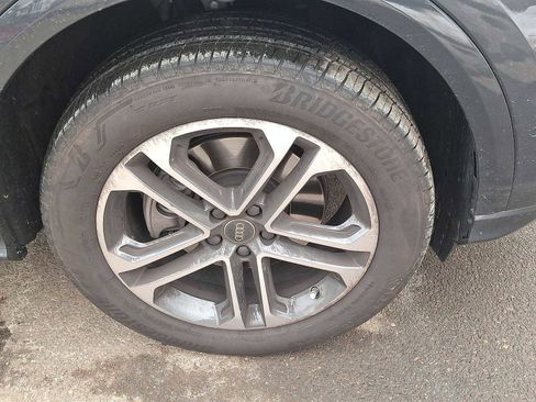 Certified 2025 Audi Q5 Premium Plus w/ Premium Plus image 27