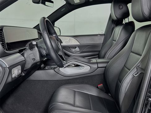 Used 2024 Mercedes-Benz GLE 450e 4MATIC image 11