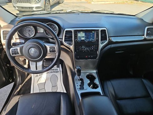 Used 2012 Jeep Grand Cherokee Laredo image 23