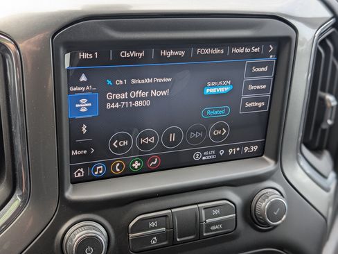 Used 2021 Chevrolet Silverado 1500 LT Trail Boss w/ Convenience Package II AWD/4WD image 28
