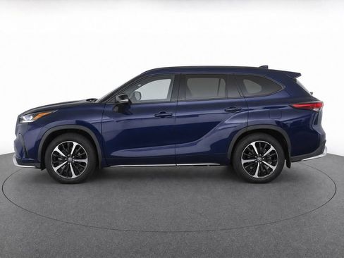Used 2022 Toyota Highlander XSE FWD image 8