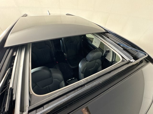 Certified 2023 Kia Sorento SX AWD/4WD image 37