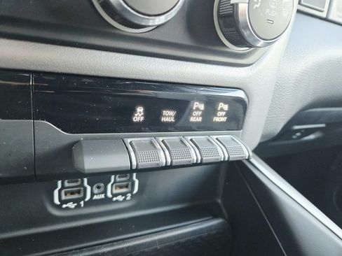 Used 2021 RAM 1500 Big Horn AWD/4WD image 30