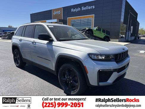 New 2026 Jeep Grand Cherokee Limited w/ Limited Altitude Package RWD image 1