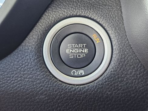 Used 2025 RAM 1500 Big Horn image 24