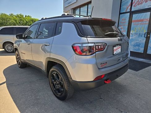 Used 2023 Jeep Compass Trailhawk AWD/4WD image 7