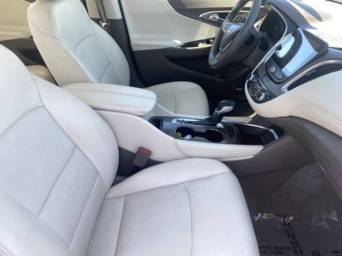 Used 2024 Chevrolet Malibu LT FWD image 10