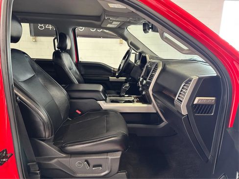 Used 2016 Ford F150 Lariat w/ Equipment Group 502A Luxury image 13