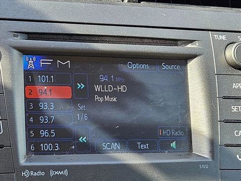 Used 2014 Toyota Prius Three FWD image 14