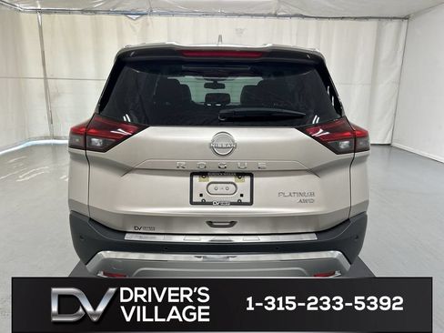 Used 2023 Nissan Rogue Platinum AWD/4WD image 22