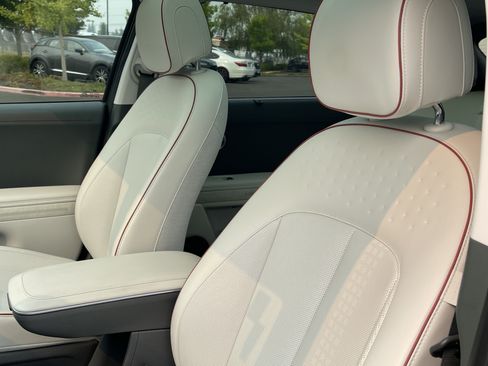 Used 2024 Hyundai Ioniq 5 Limited RWD image 19