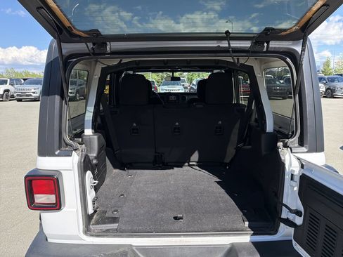 Used 2020 Jeep Wrangler Unlimited Sport S AWD/4WD image 21