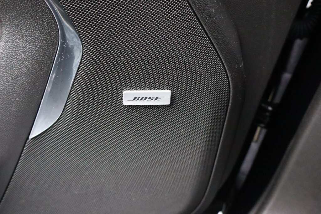 Used 2023 Chevrolet Tahoe Premier AWD/4WD image 17