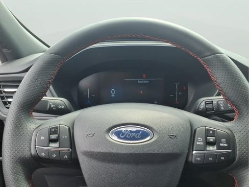 Certified 2025 Ford Escape ST-Line Select AWD/4WD image 19