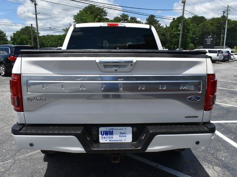Used 2015 Ford F150 Platinum w/ Equipment Group 701A Luxury AWD/4WD image 7