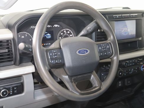 Used 2023 Ford F350 XLT image 6