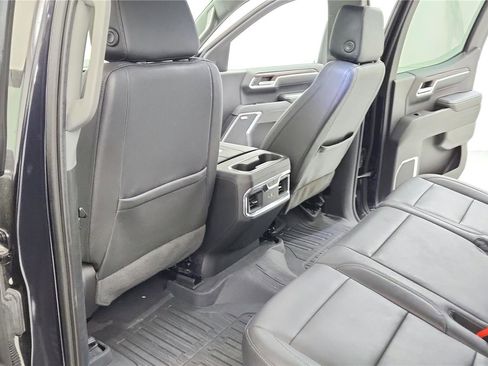 Used 2022 GMC Sierra 1500 SLT w/ SLT Convenience Package image 15