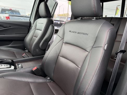 Used 2023 Honda Ridgeline Black Edition image 14