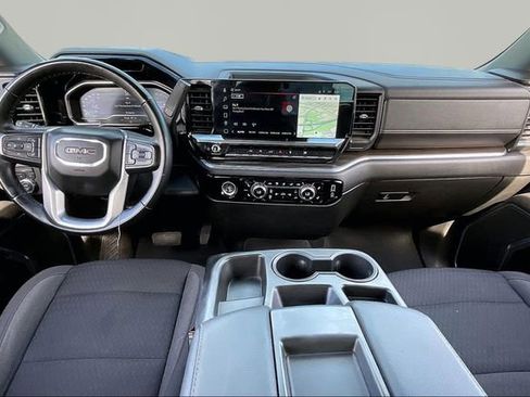 Used 2023 GMC Sierra 1500 Elevation image 7
