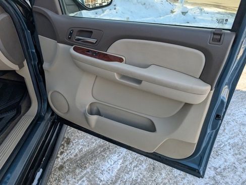 Used 2009 Chevrolet Silverado 1500 LTZ w/ Suspension Package, Off-Road image 25