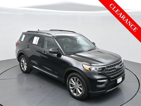 Used 2022 Ford Explorer XLT w/ Equipment Group 202A image 59