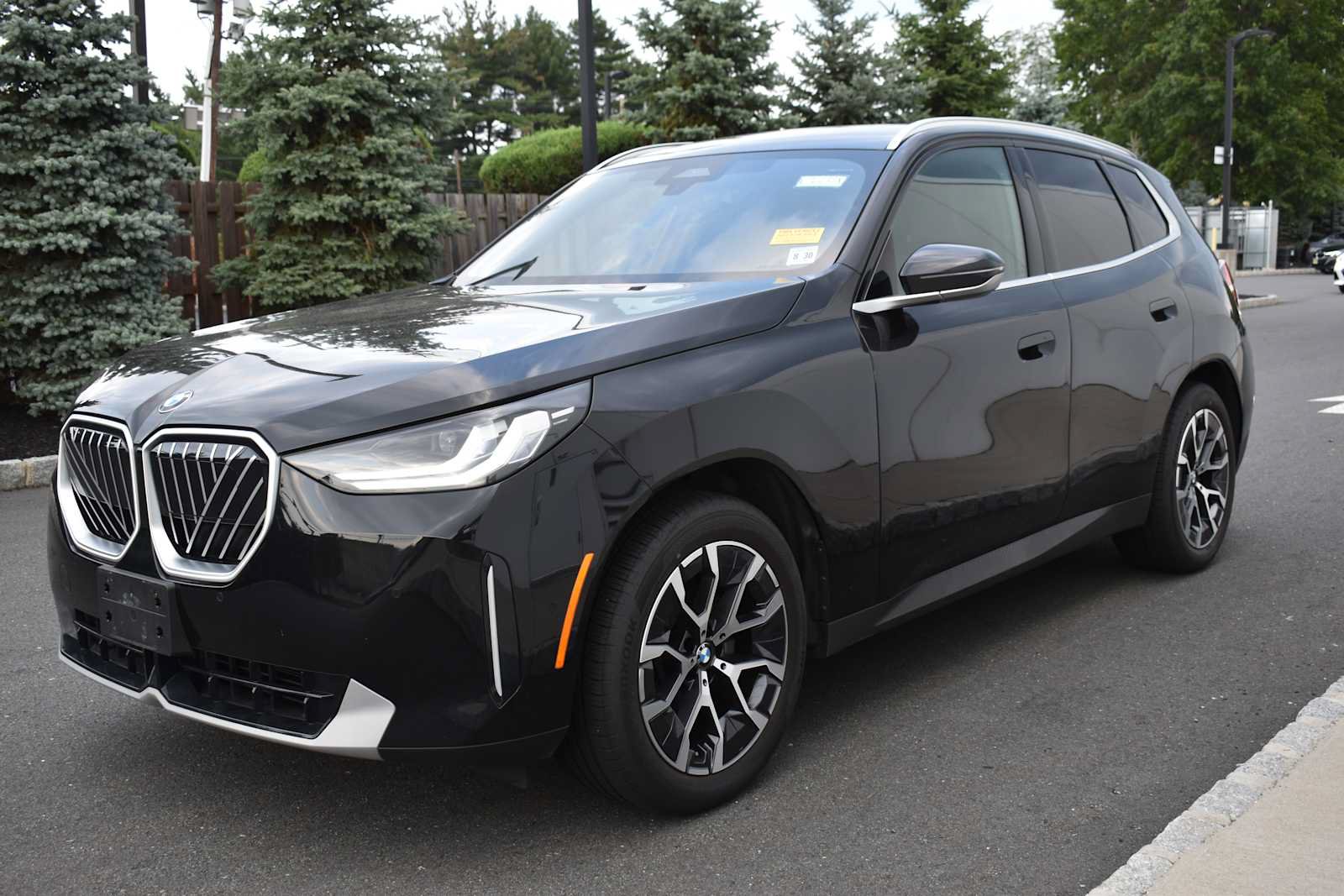 Used 2026 BMW X3 xDrive30i w/ Convenience Package AWD/4WD image 3