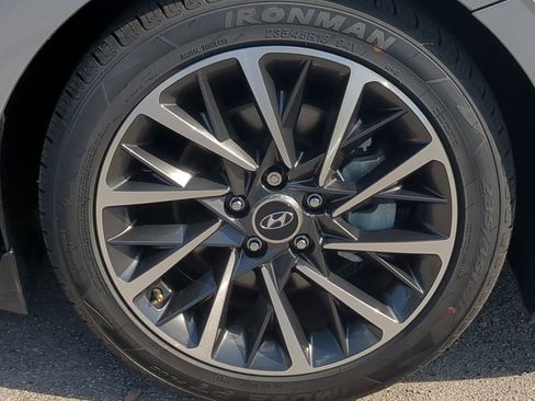 Used 2023 Hyundai Sonata Limited image 11