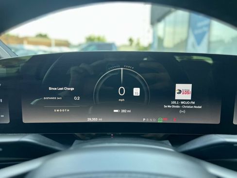 Used 2023 Lucid Air Touring AWD/4WD image 22