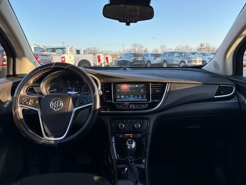 Used 2018 Buick Encore Preferred image 18
