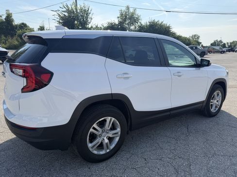 Used 2023 GMC Terrain SLE FWD image 7