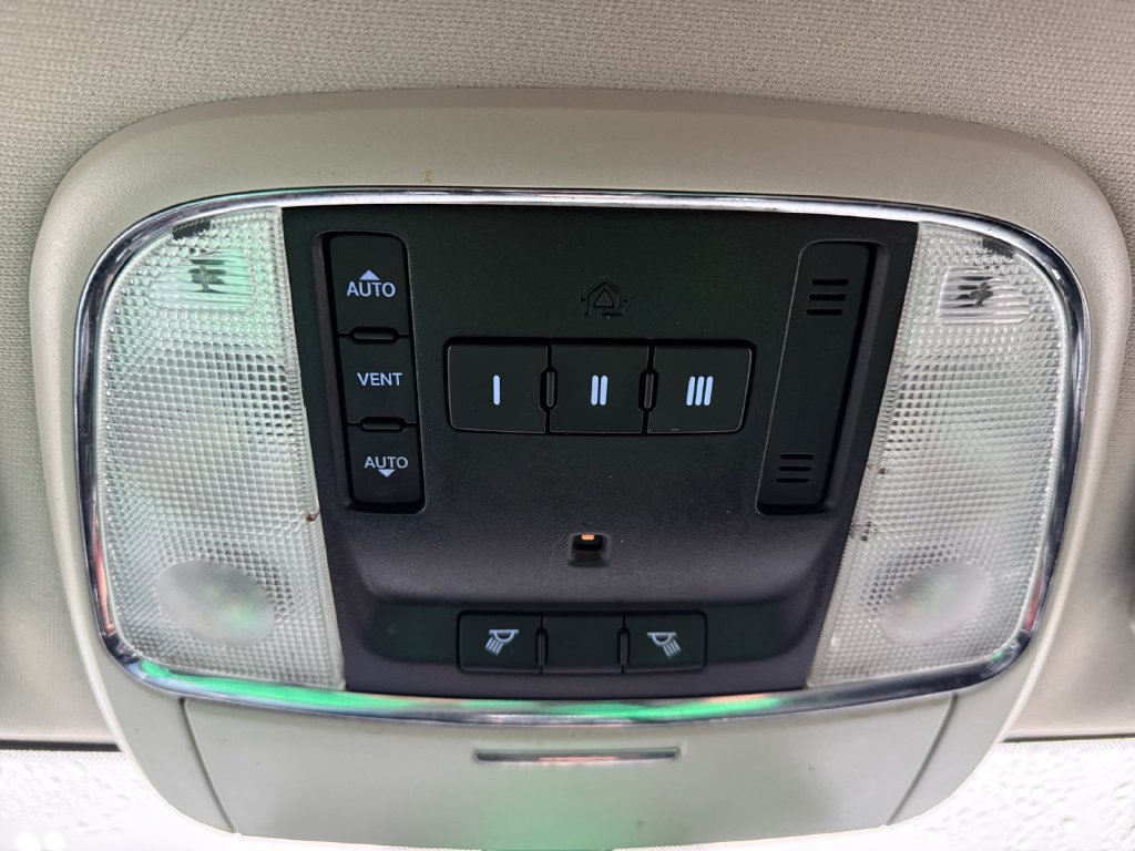 Used 2015 Dodge Durango Limited AWD/4WD image 51