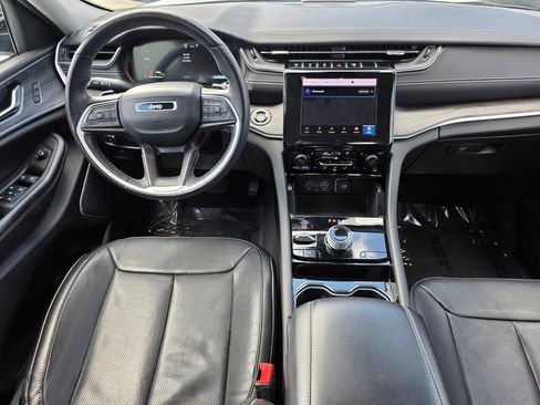 Used 2022 Jeep Grand Cherokee Limited 4xe w/ Luxury Tech Group II image 13