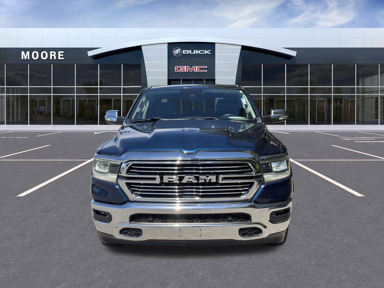 Used 2022 RAM 1500 Laramie AWD/4WD image 8