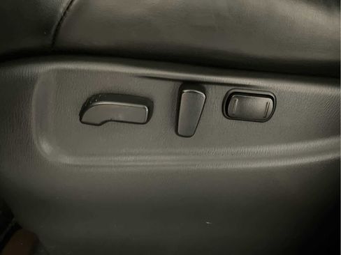 Used 2020 Nissan Armada SL w/ Premium Package image 10