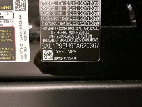 New 2026 Land Rover Range Rover Sport SE image 11