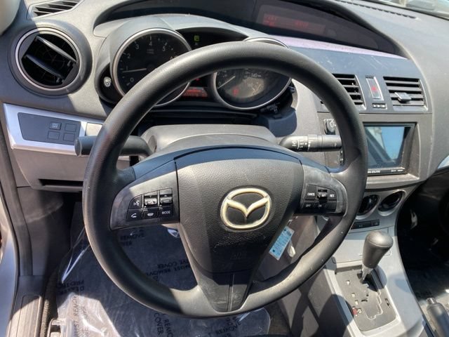 Used 2011 MAZDA MAZDA3 i Touring FWD image 12