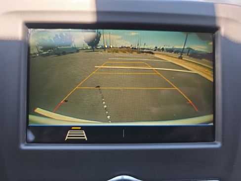 Used 2019 Chevrolet Equinox LS FWD image 23