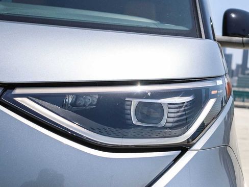 New 2025 Volkswagen ID. Buzz Pro S RWD image 7
