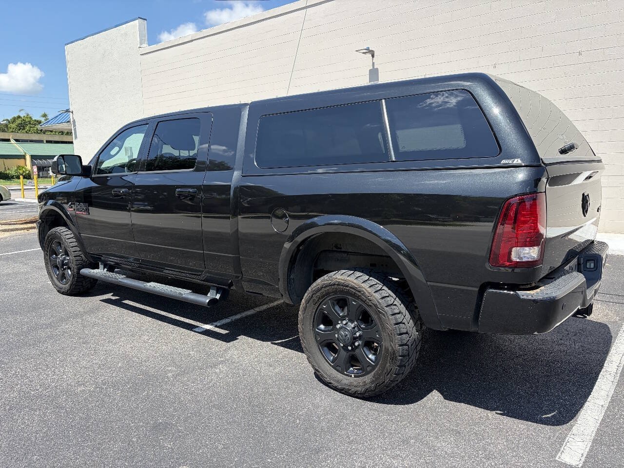 Used 2018 RAM 2500 Laramie w/ Sport Appearance Group AWD/4WD image 15