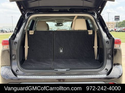 Used 2021 Toyota Highlander Limited FWD image 35