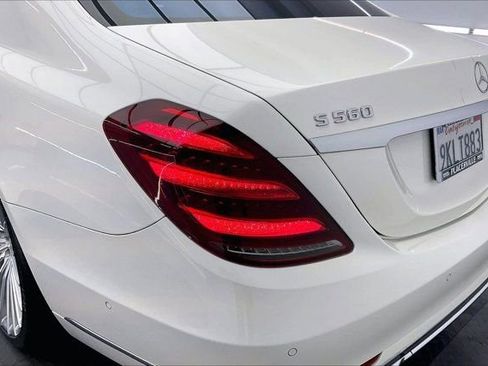 Used 2019 Mercedes-Benz S 560 Sedan image 30