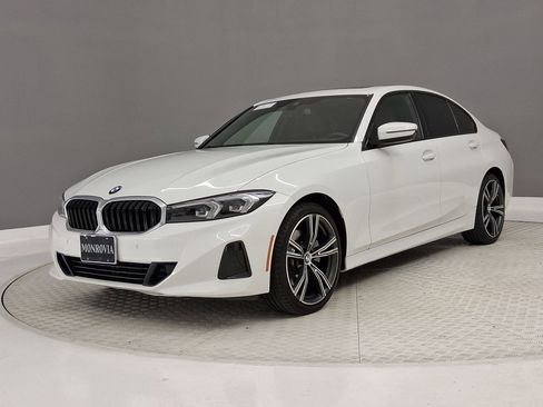 Used 2023 BMW 330i Sedan w/ Driving Assistance Package RWD image 35