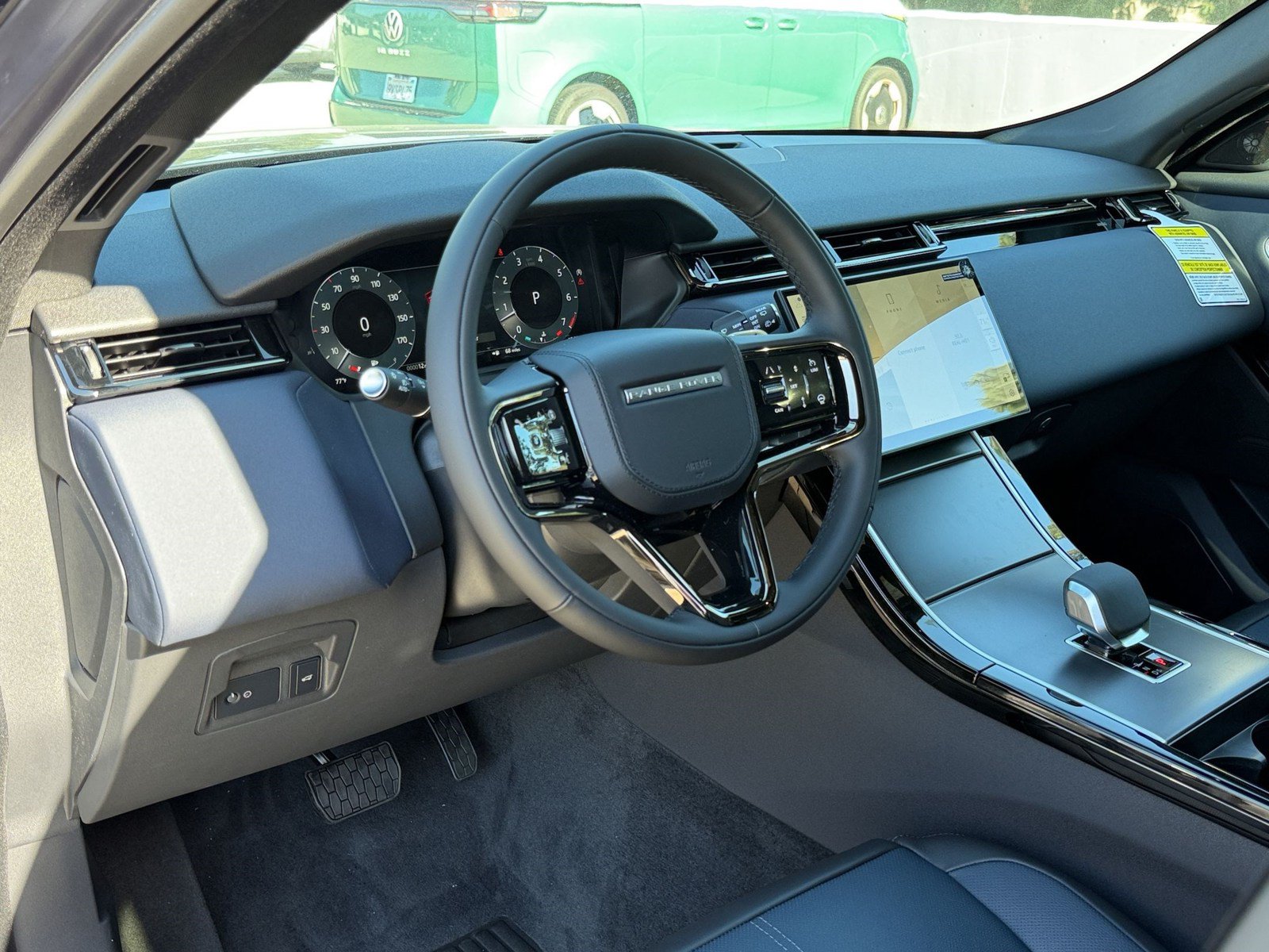 New 2026 Land Rover Range Rover Velar S AWD/4WD image 4