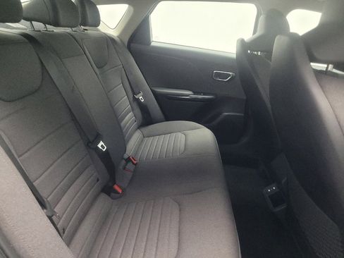 Used 2025 Kia K4 EX FWD image 19
