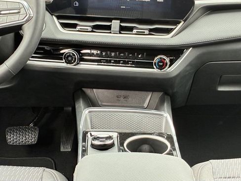 New 2026 Chevrolet Equinox LT image 20